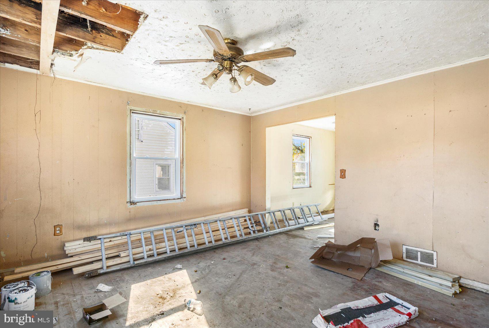 GWYNN OAK SUMMIT - Residential