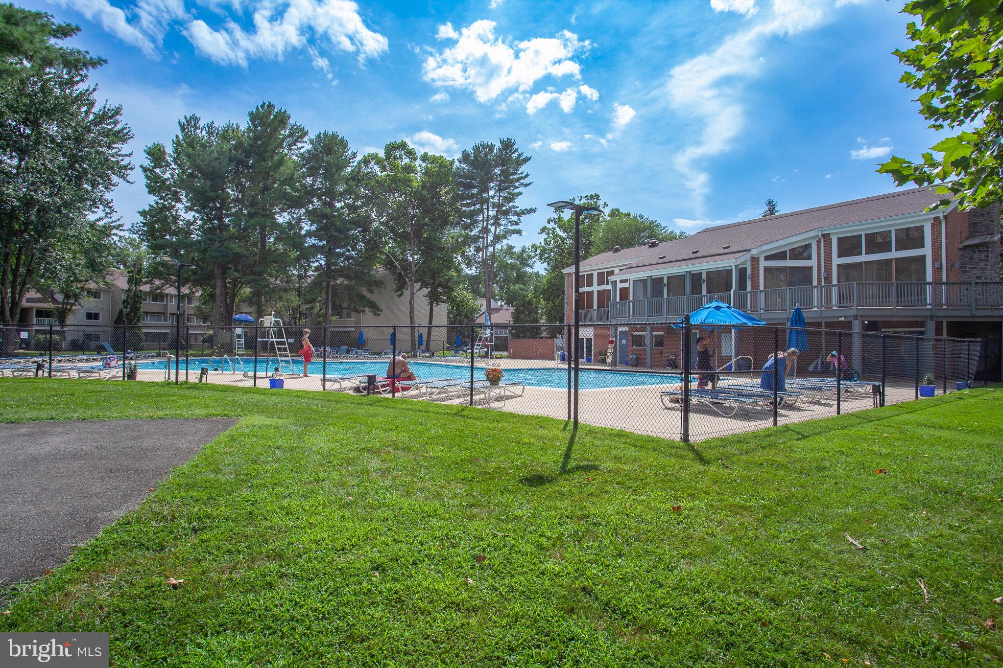 FARMINGDALE - Residential Lease