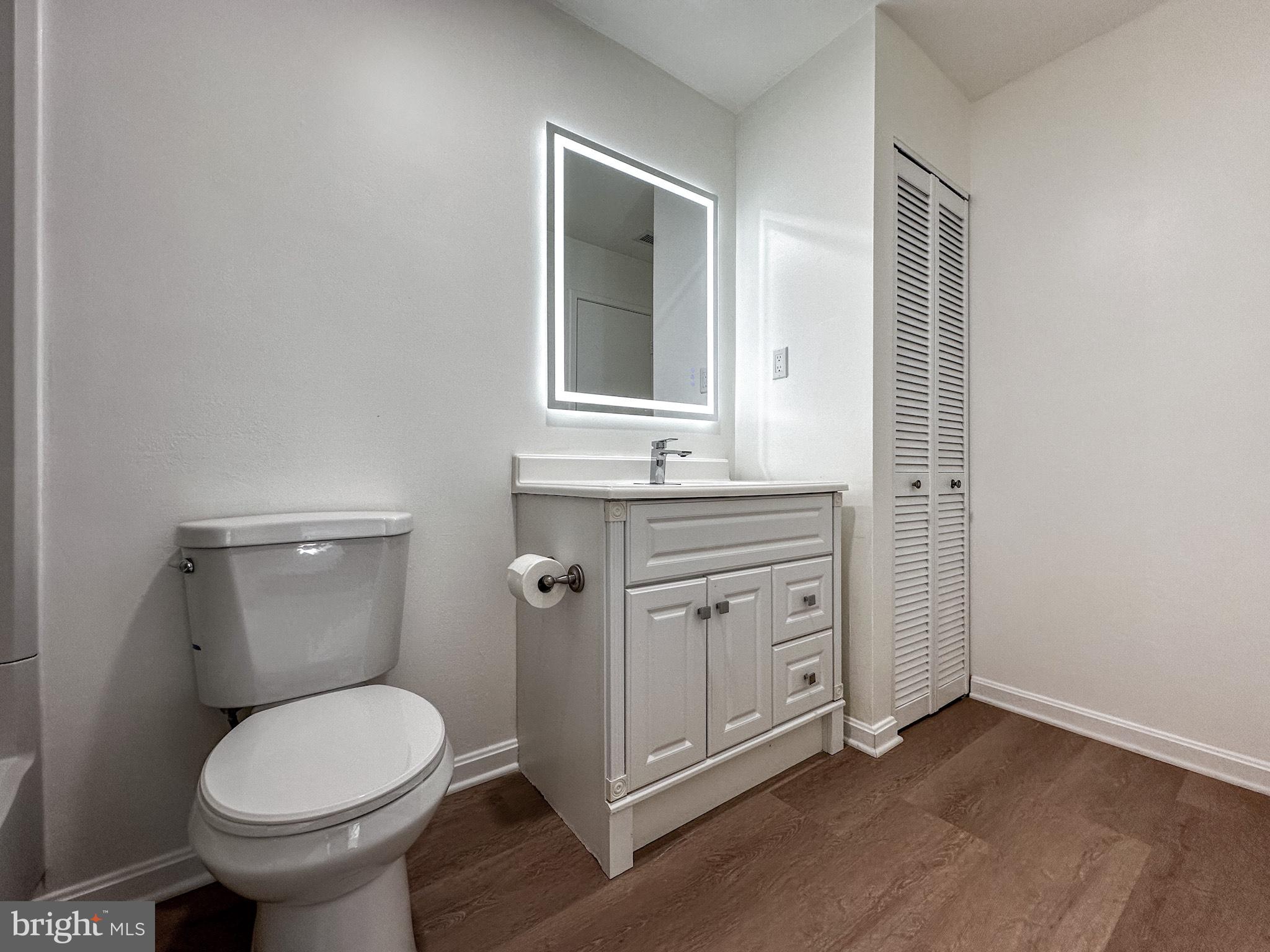 FARMINGDALE - Residential Lease