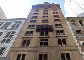 RITTENHOUSE SQUARE - Residential Lease