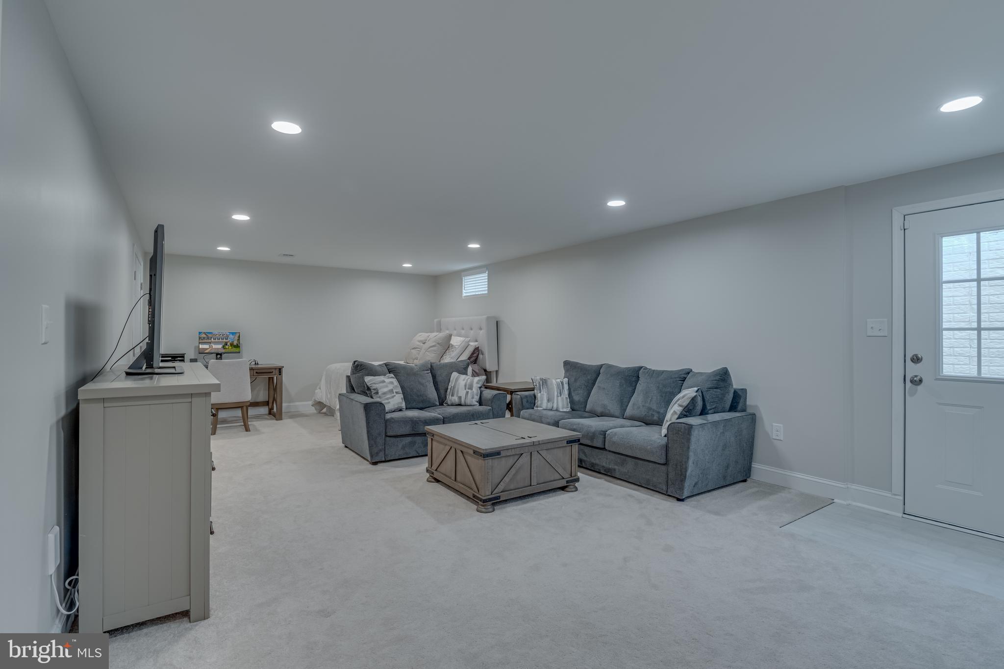 MARTINSBURG STATION - Residential