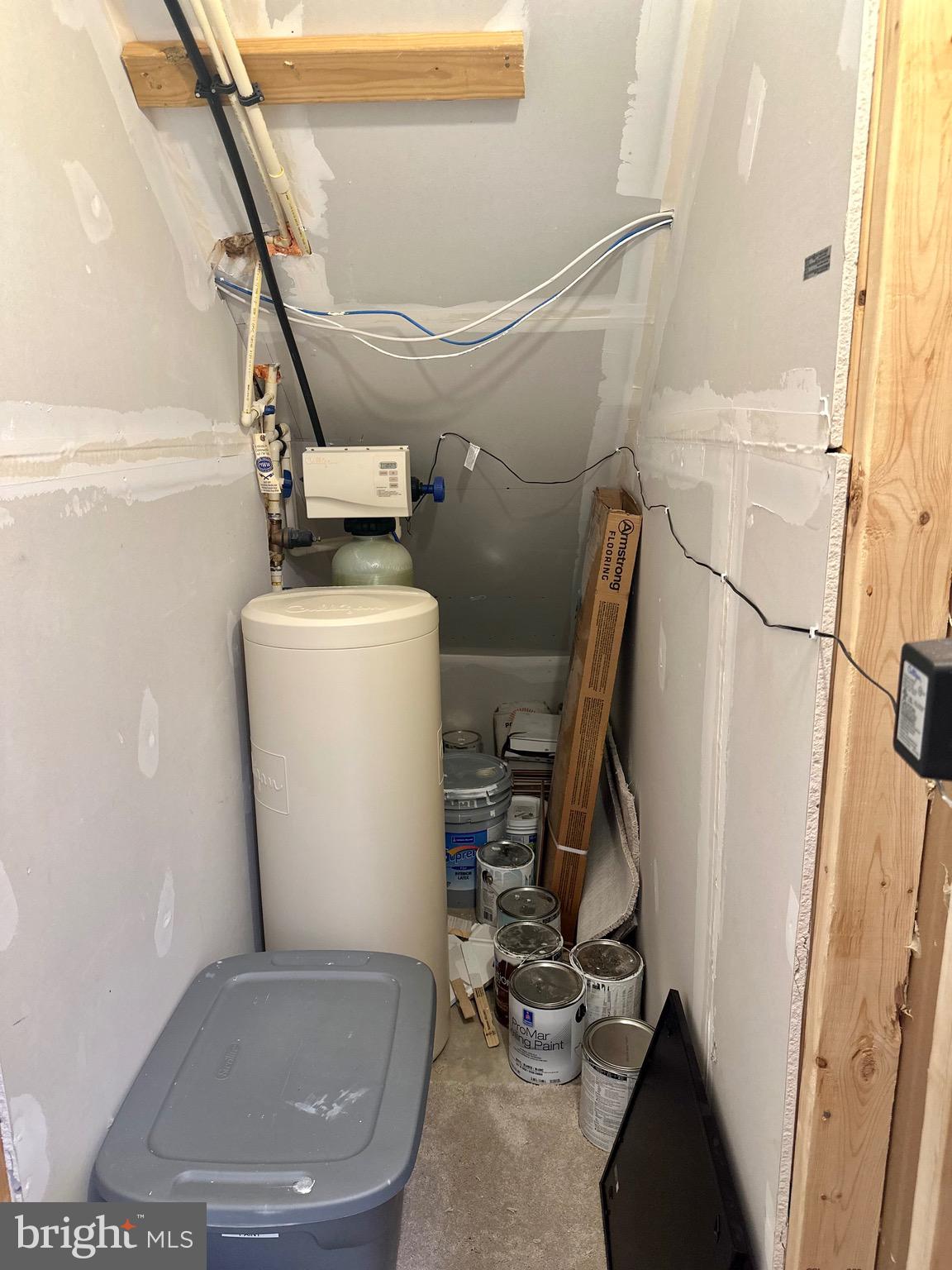 MARTINSBURG STATION - Residential