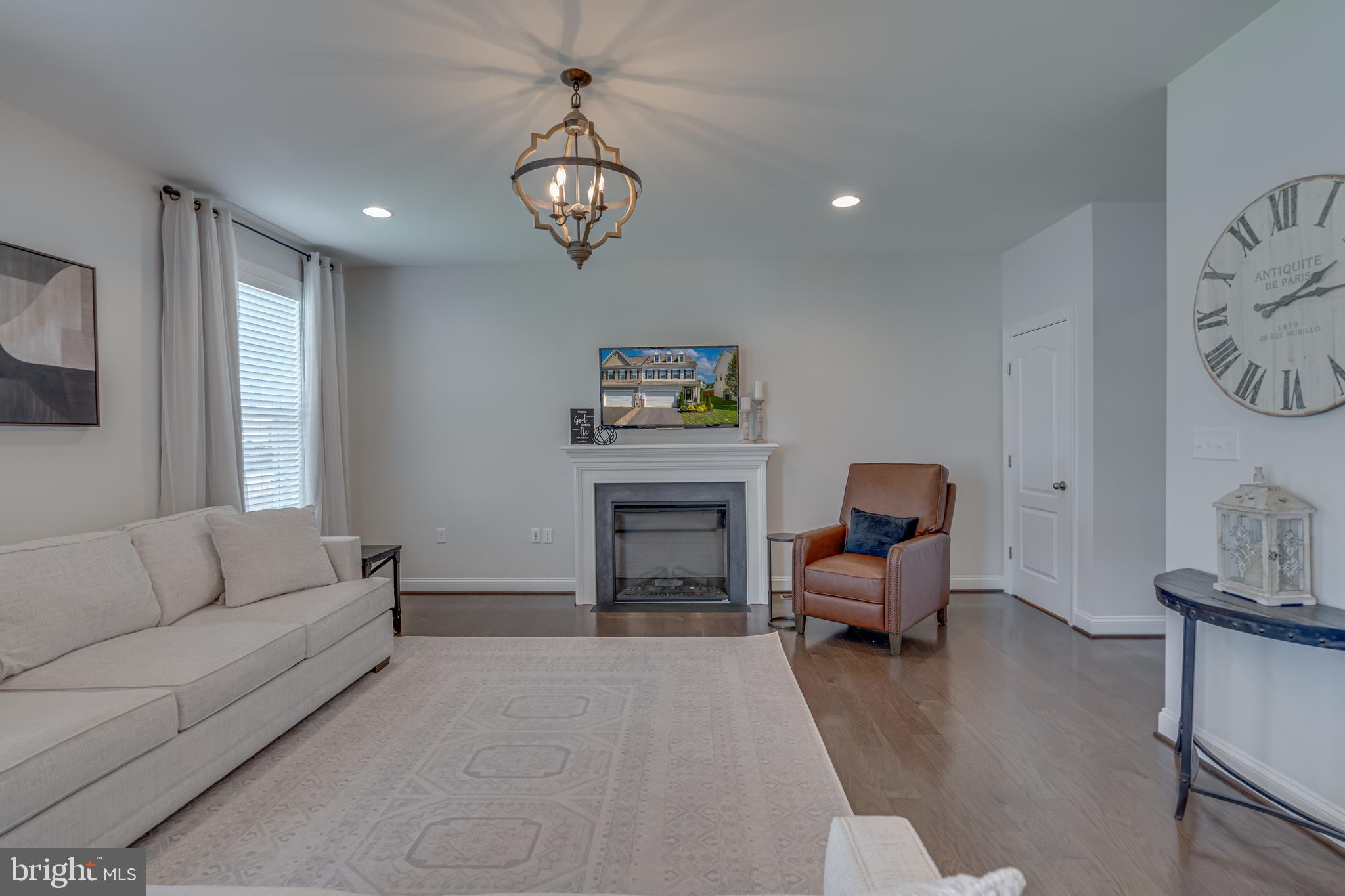 MARTINSBURG STATION - Residential