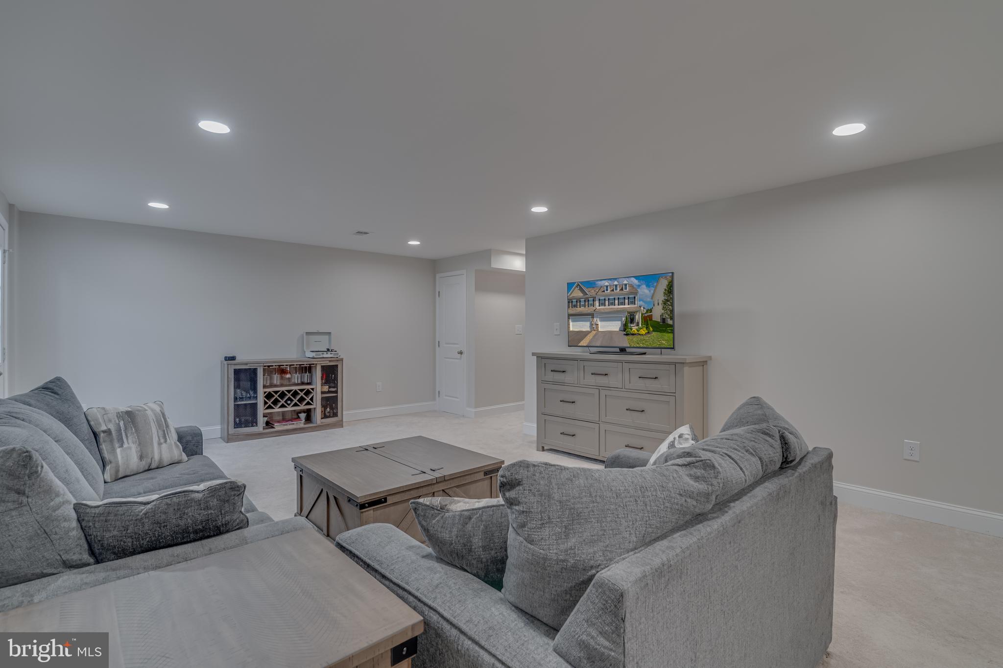 MARTINSBURG STATION - Residential