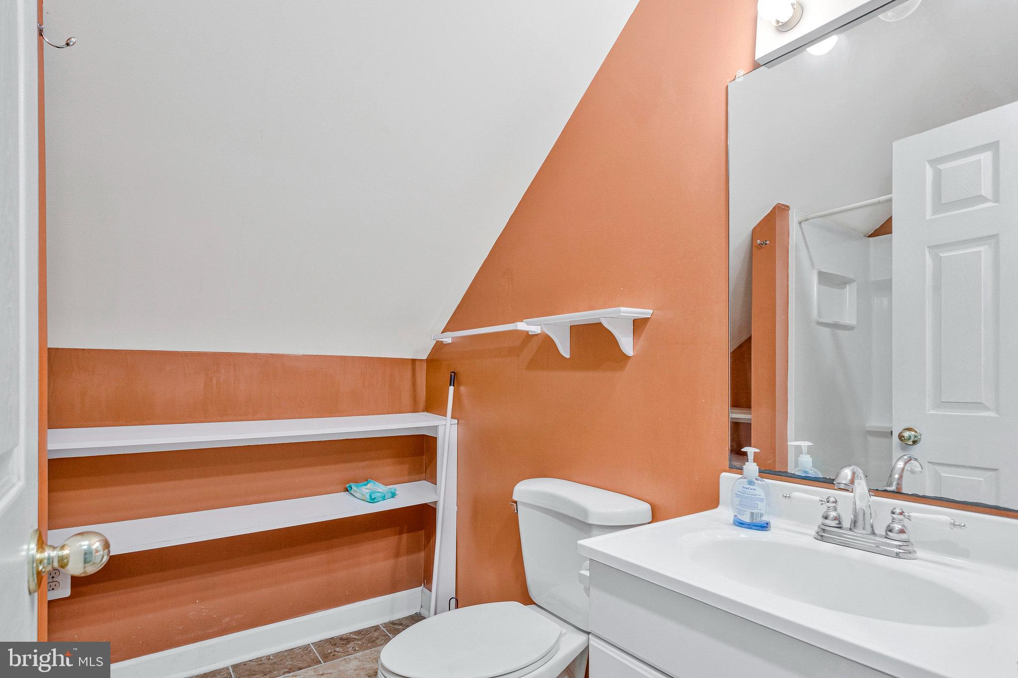 WOODMORE MEADOWS - Residential