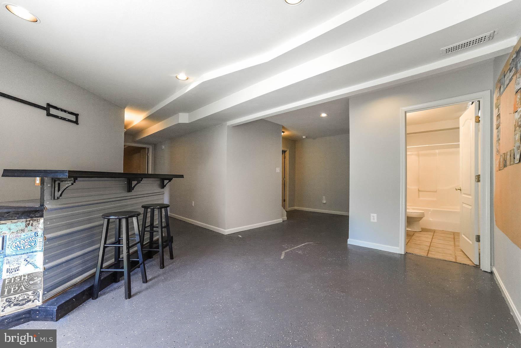 GREENBRIER - Residential