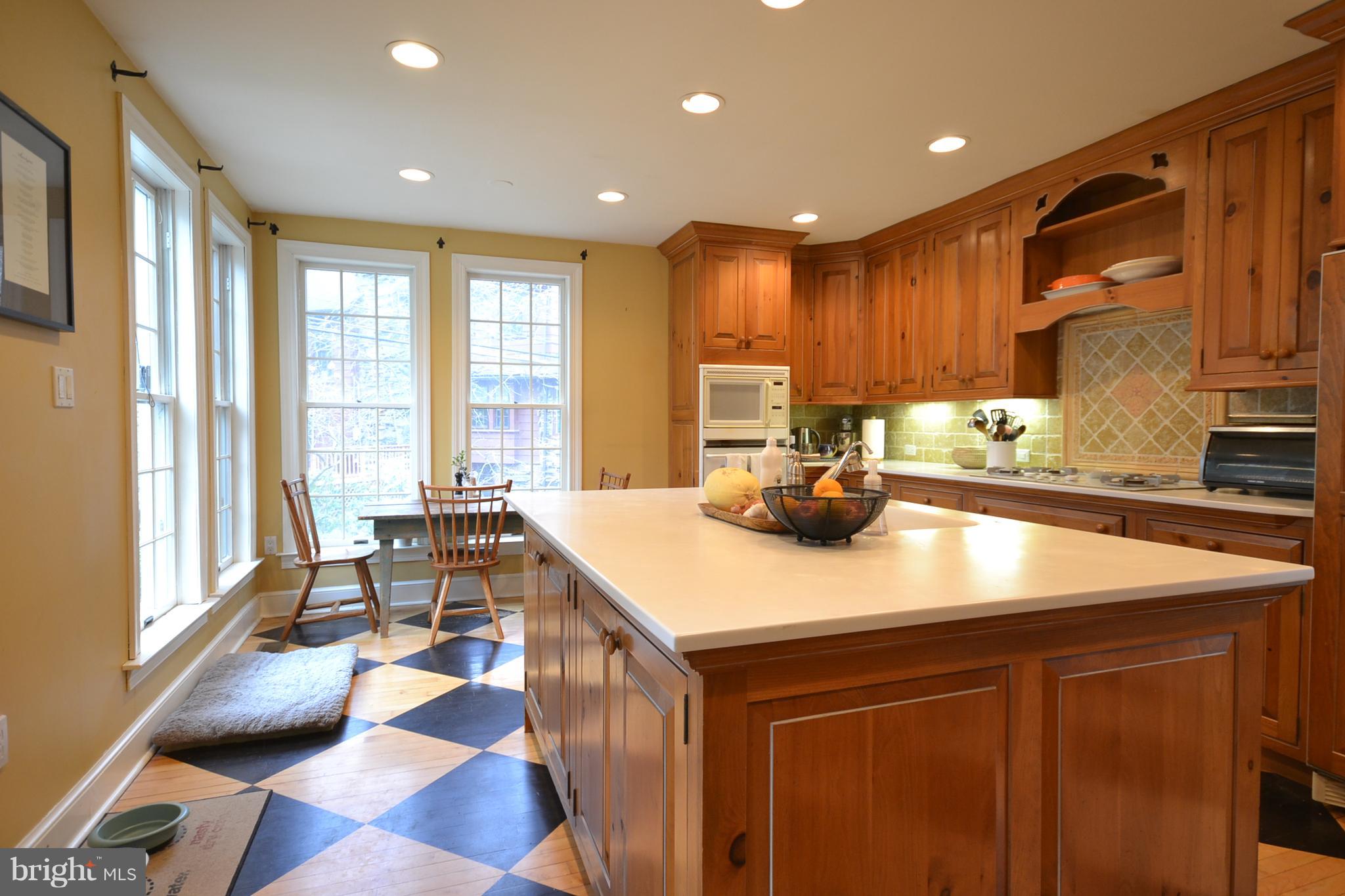 LANSDOWNE - Residential