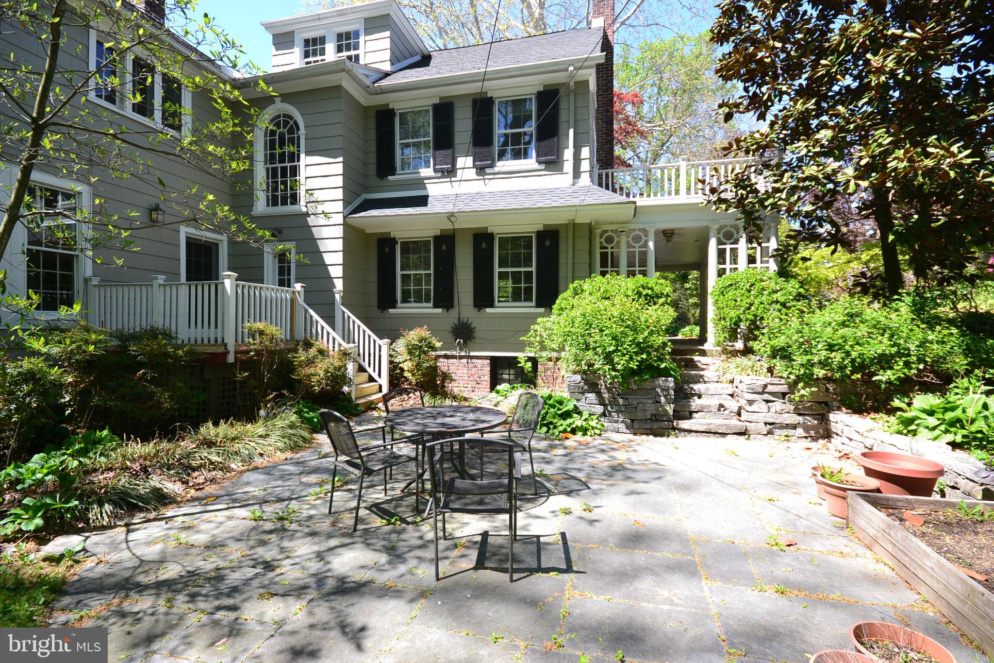 LANSDOWNE - Residential