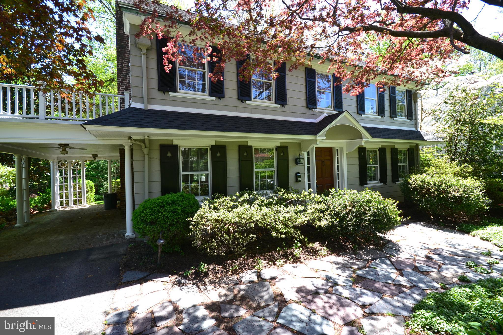 LANSDOWNE - Residential