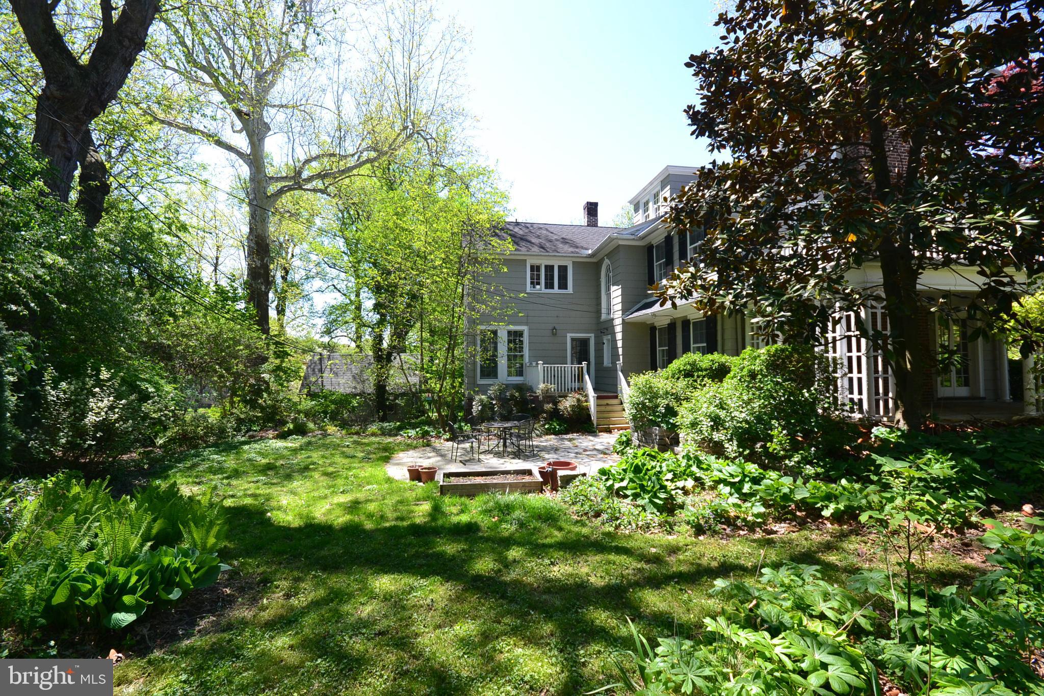 LANSDOWNE - Residential