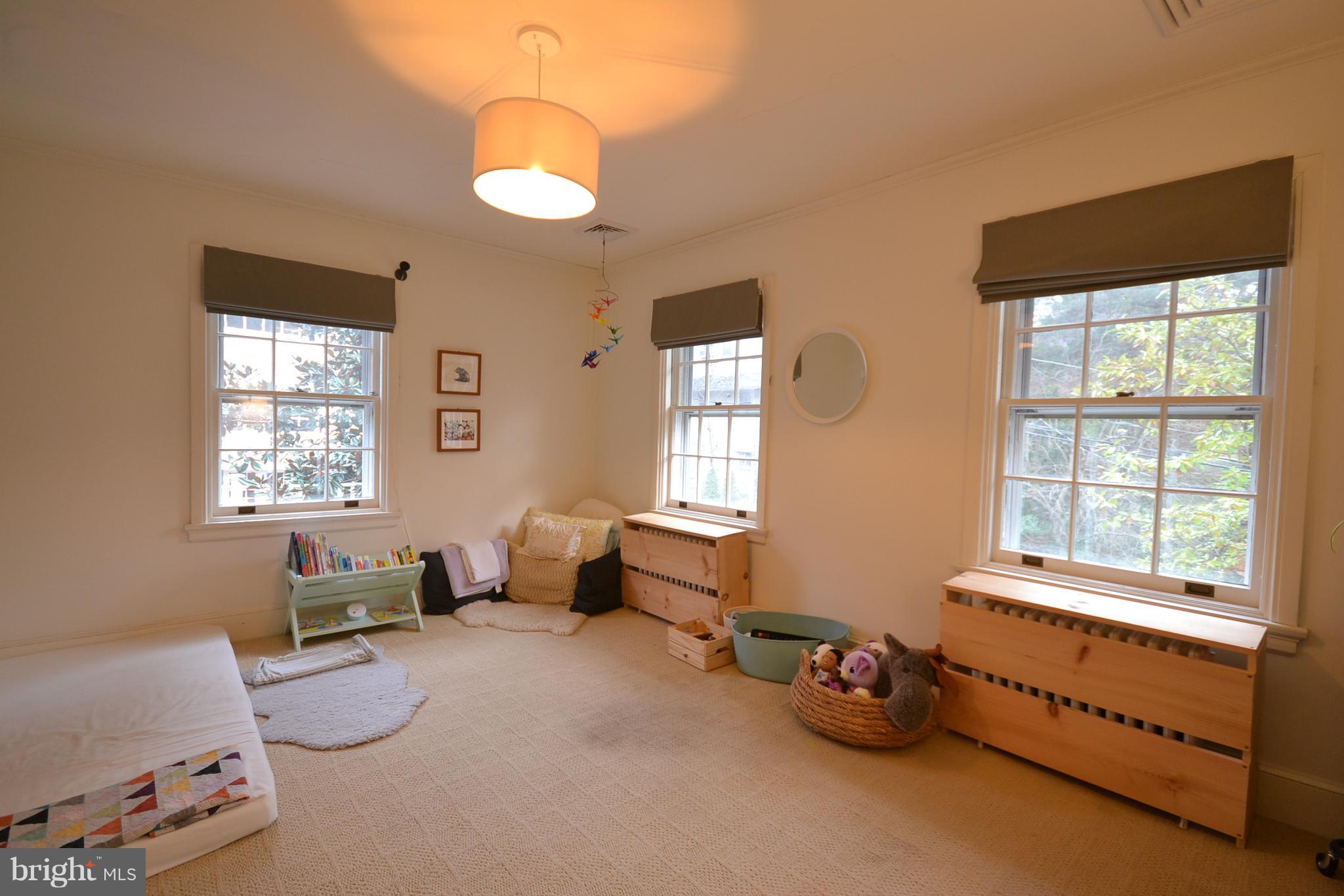 LANSDOWNE - Residential