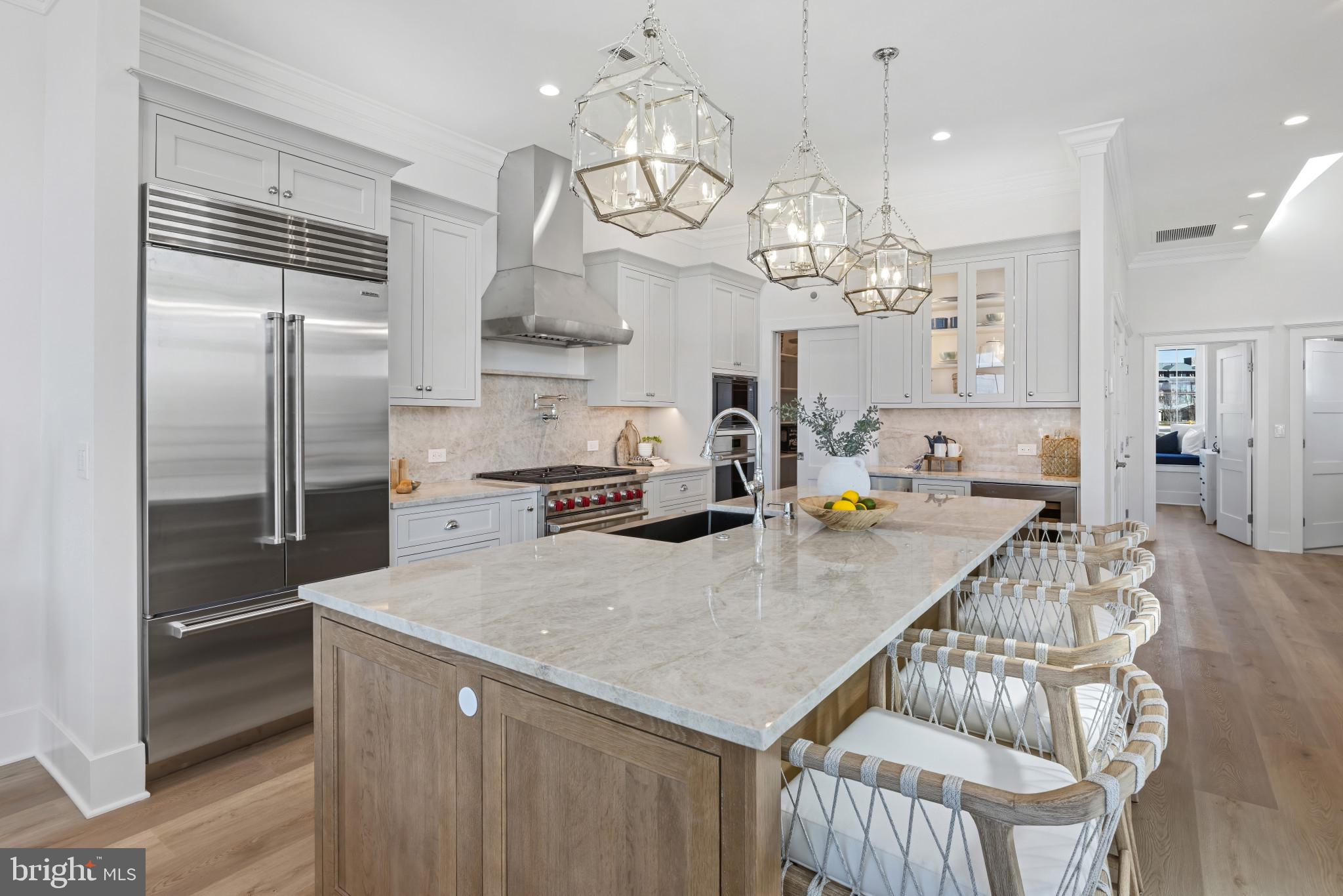 BAY BRIDGE MARINA - Residential