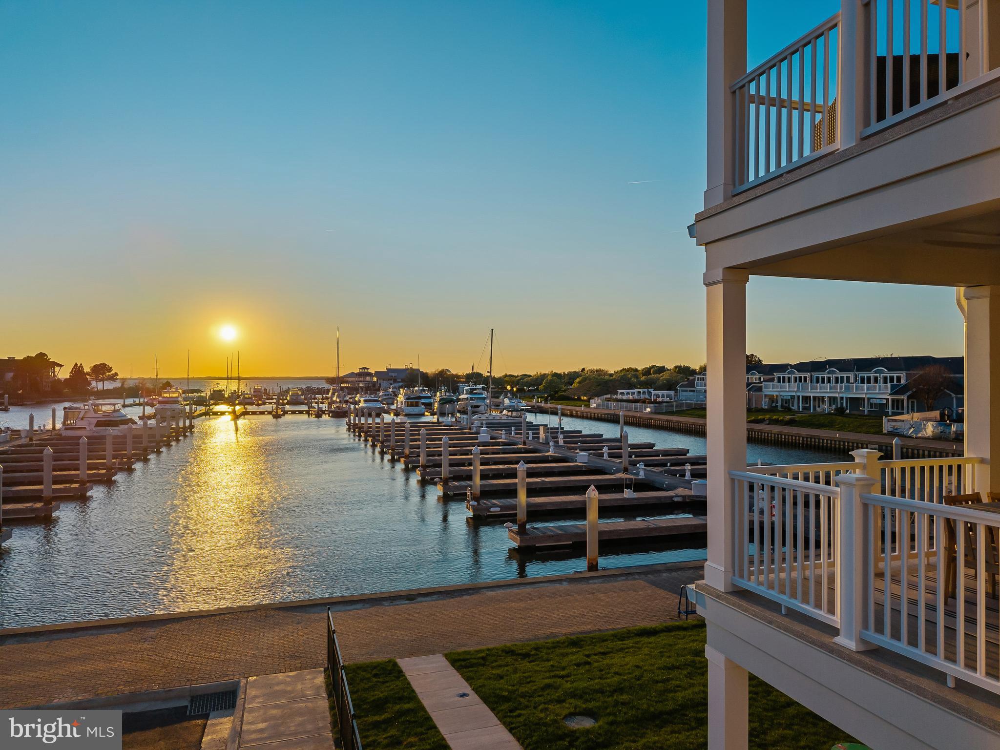 BAY BRIDGE MARINA - Residential