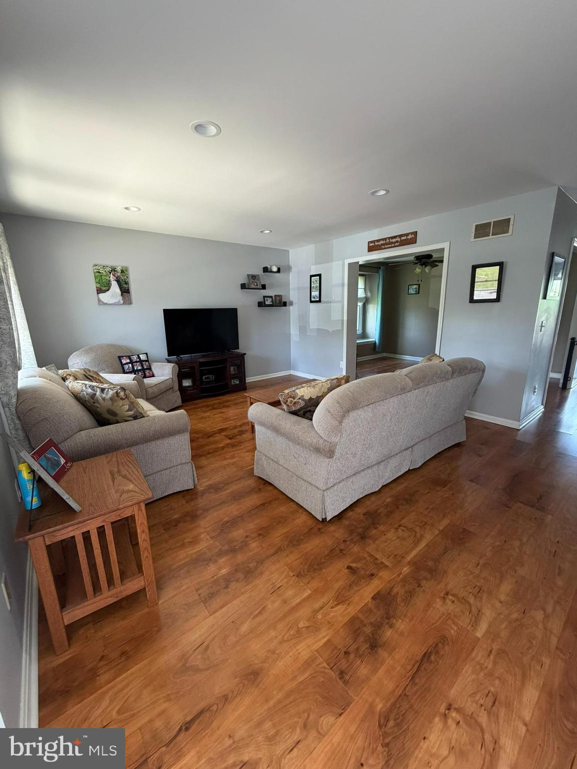 1215 PINE RIDGE DRIVE