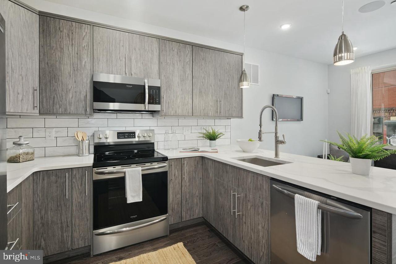 LUDLOW - Residential Lease