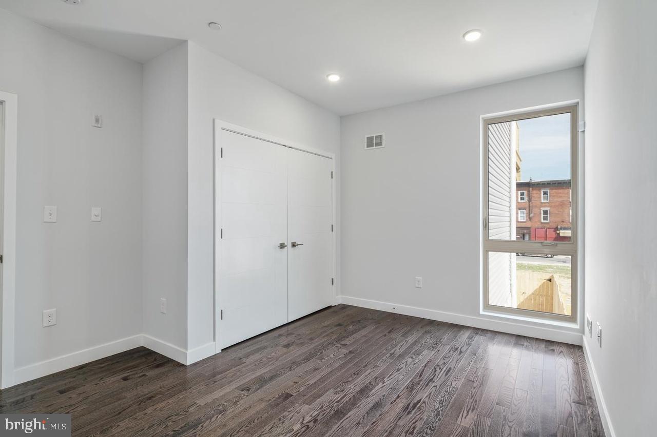 LUDLOW - Residential Lease