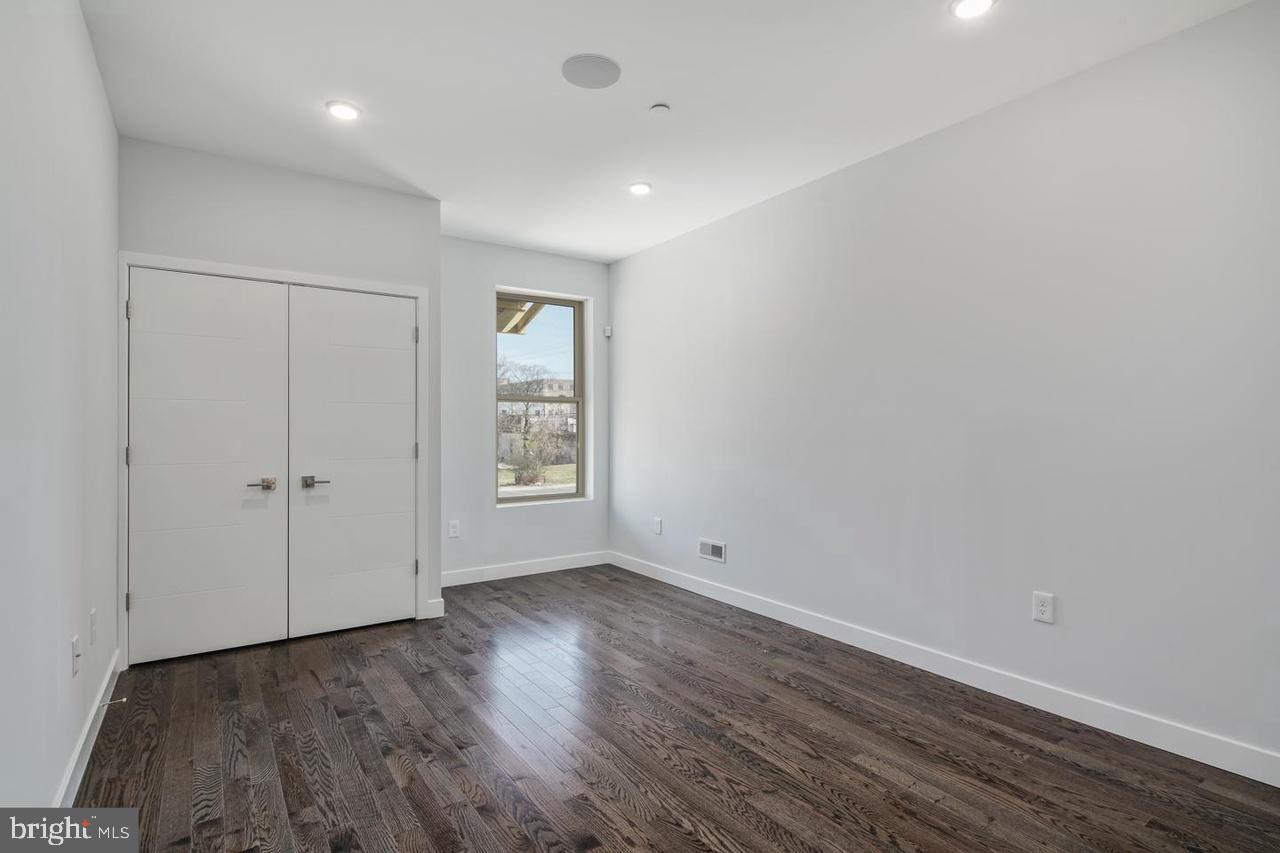 LUDLOW - Residential Lease