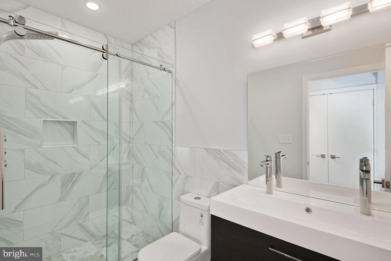 LUDLOW - Residential Lease