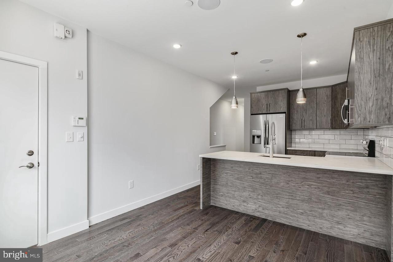 LUDLOW - Residential Lease