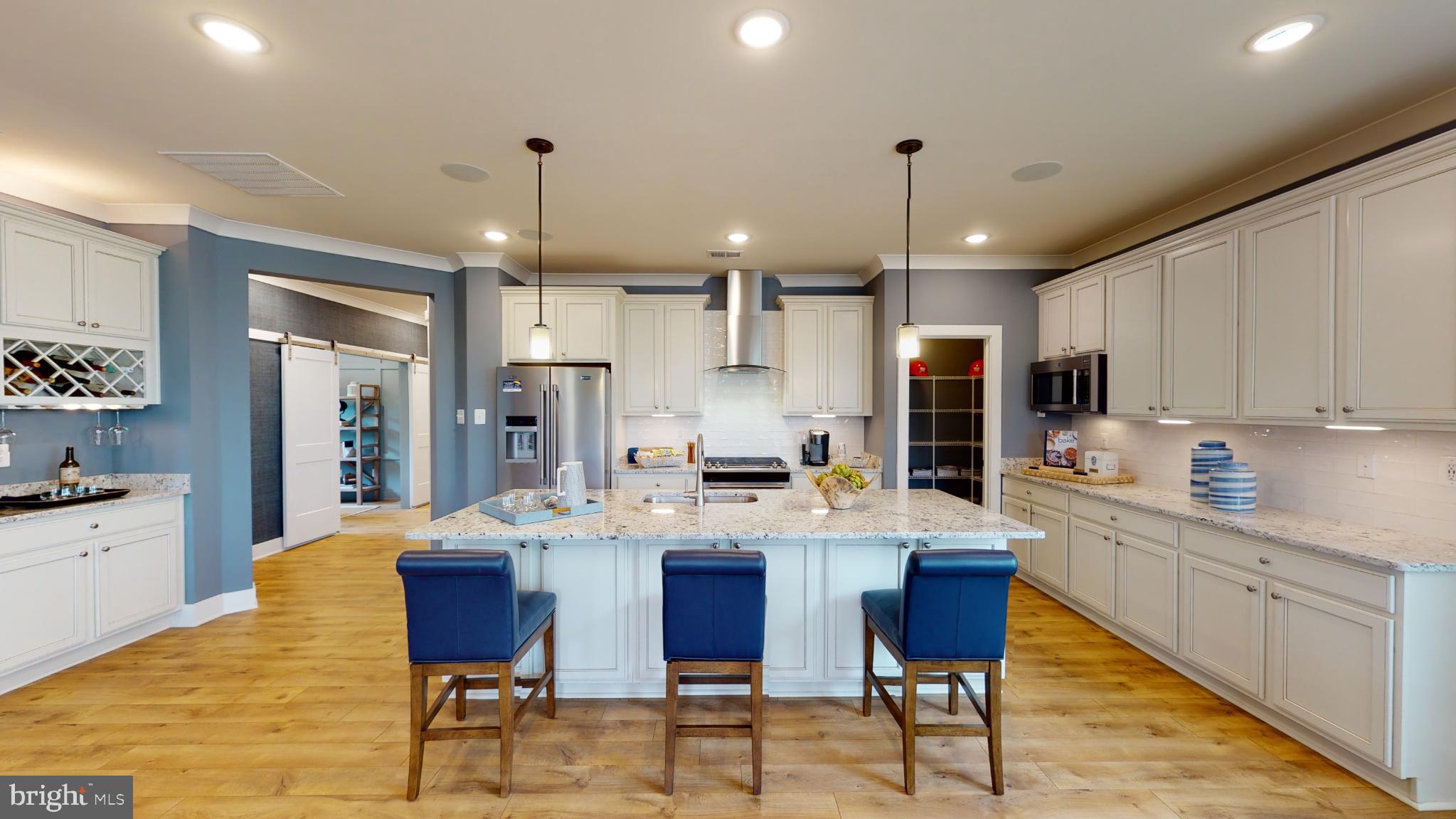 TBB TRAILSIDE DRIVE THE KELLAWAY