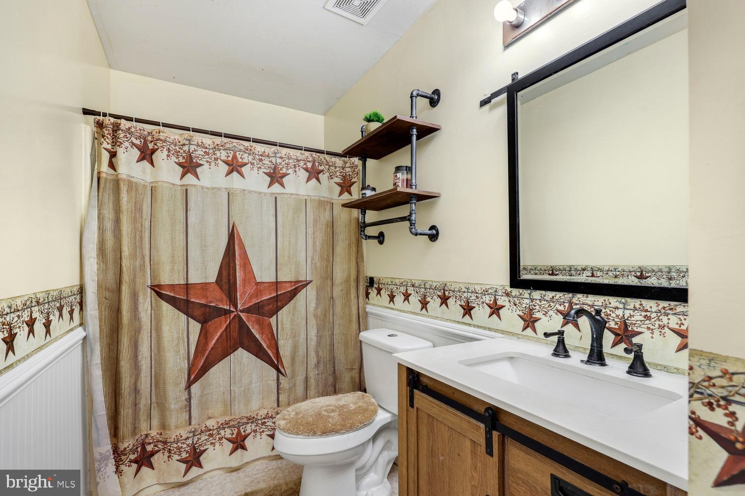 LAKE WILDERNESS - Residential