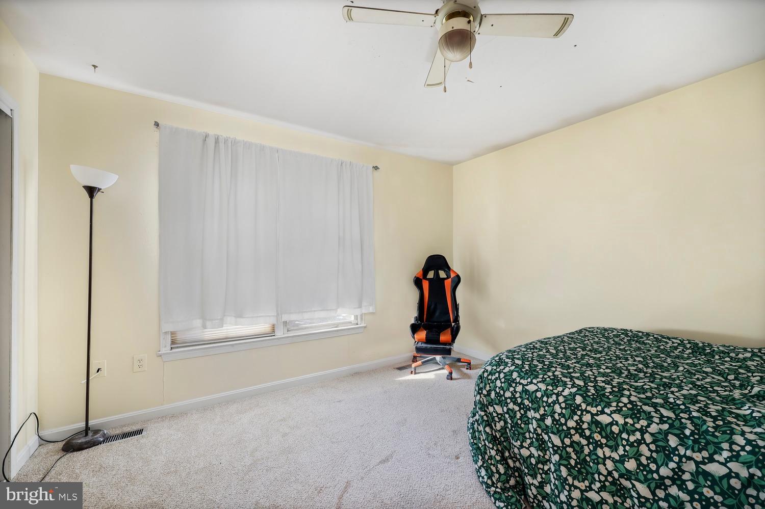 LAKE WILDERNESS - Residential