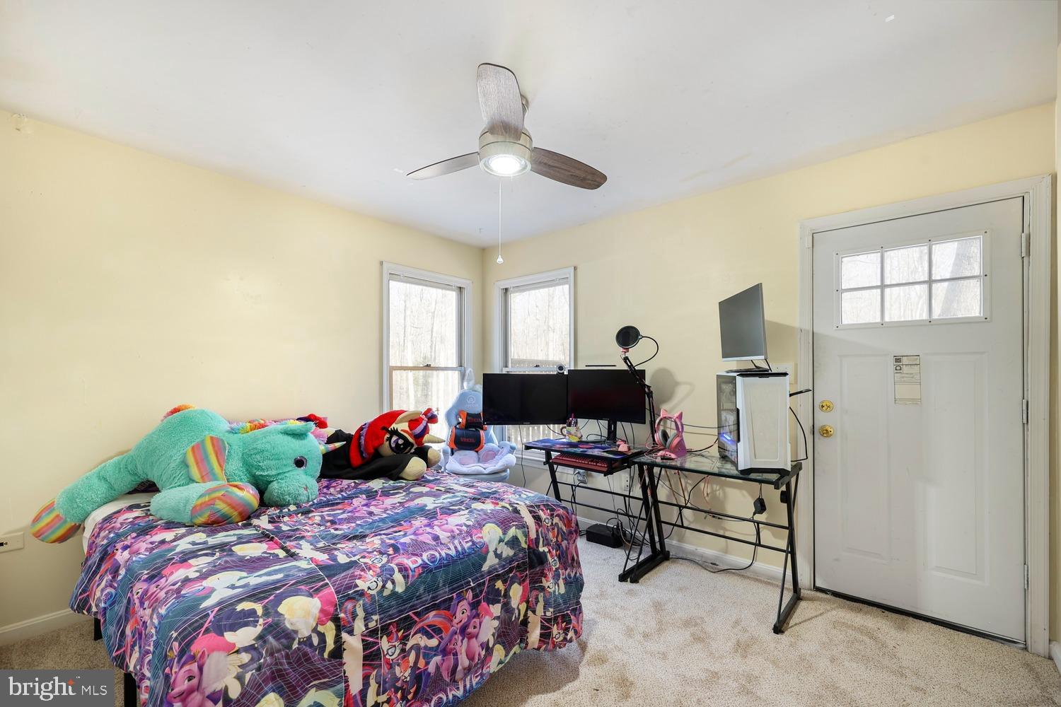 LAKE WILDERNESS - Residential