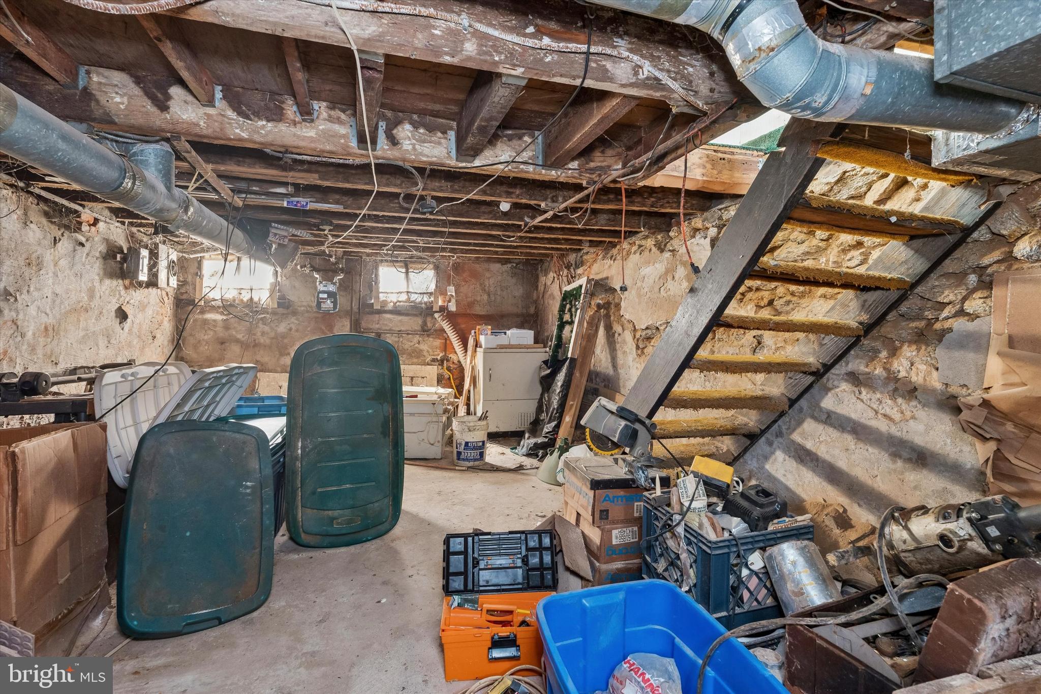 EAST KENSINGTON - Residential