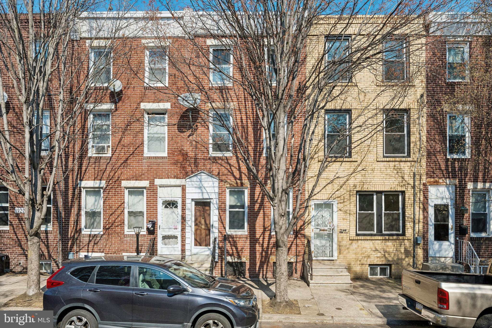 EAST KENSINGTON - Residential