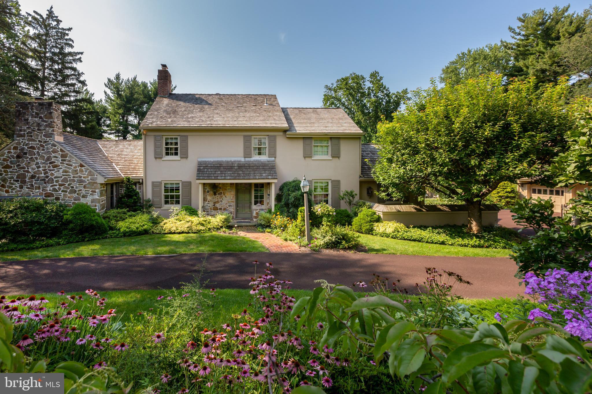 GLADWYNE - Residential