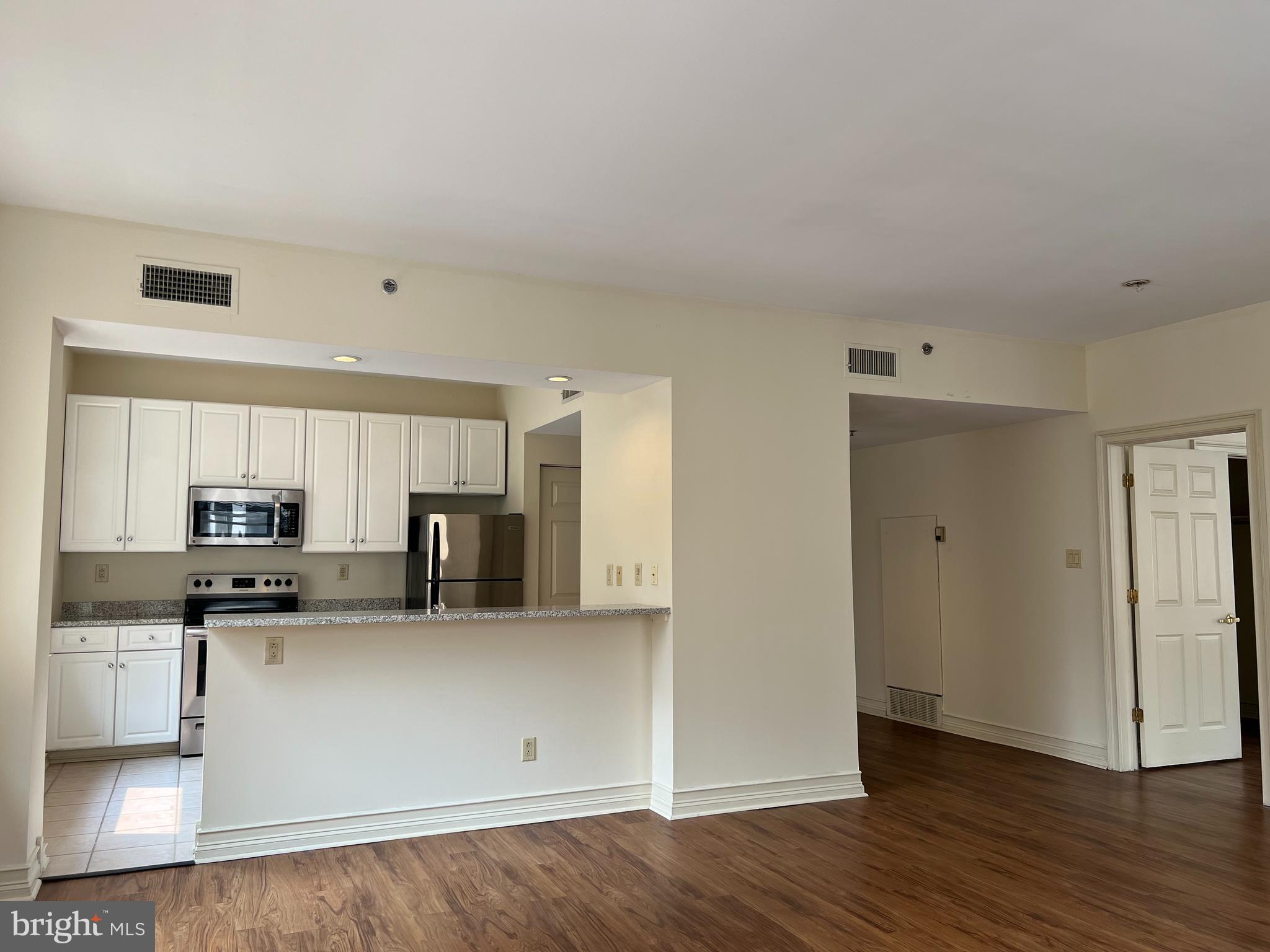 RITTENHOUSE SQUARE - Residential Lease
