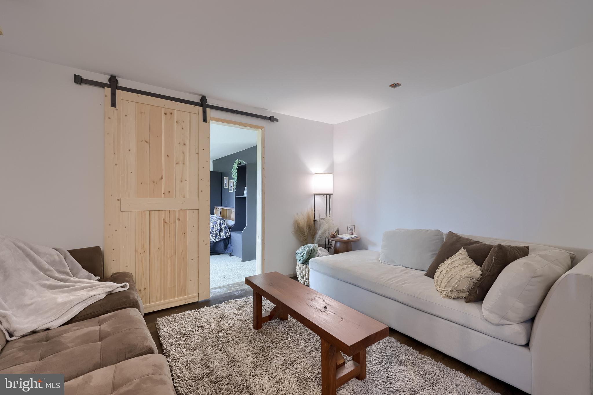 HEMPFIELD - Residential