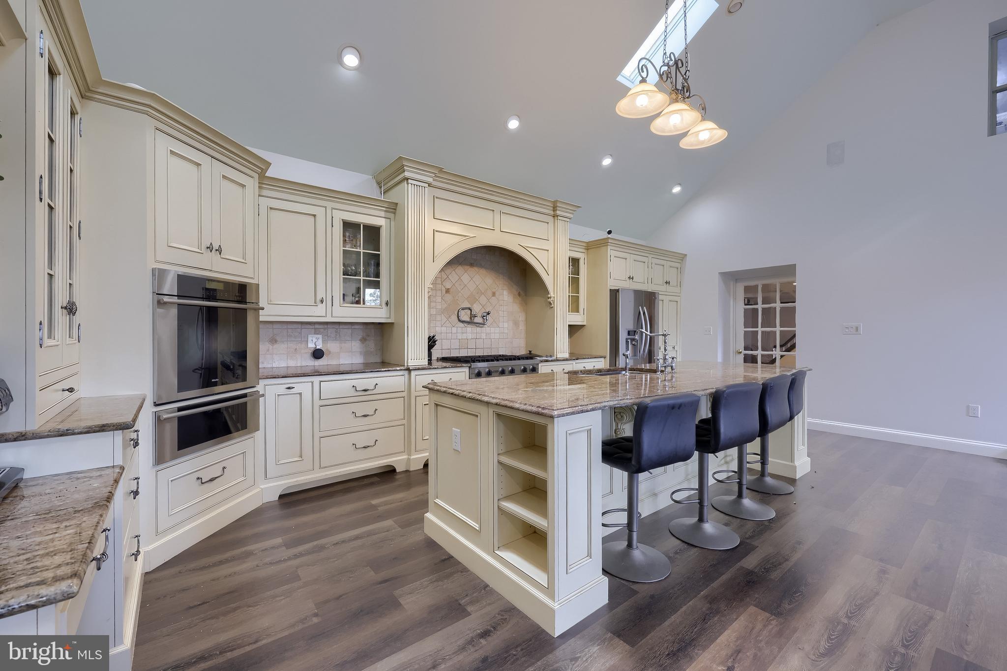 HEMPFIELD - Residential