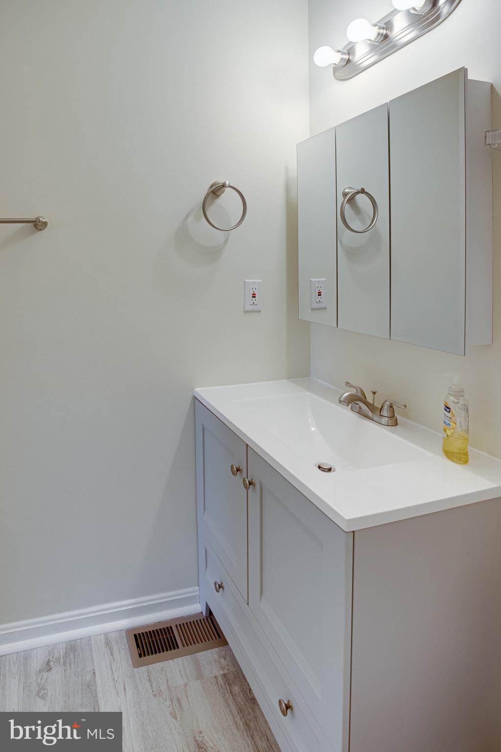 STERLING  PARK - Residential Lease