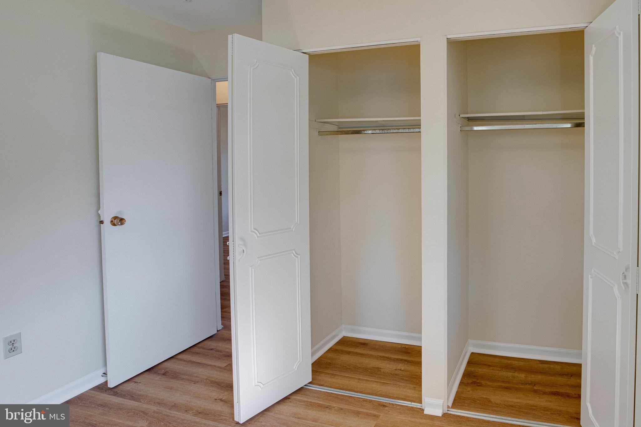 STERLING  PARK - Residential Lease