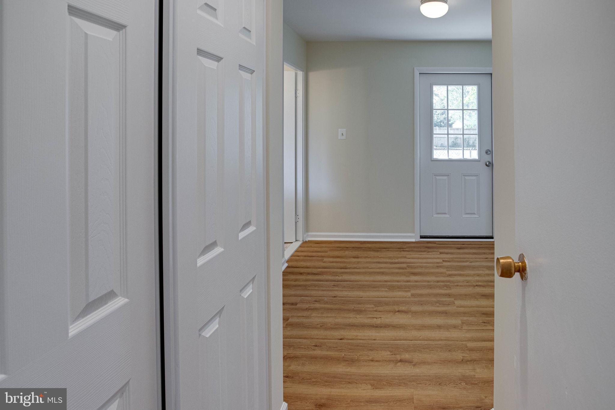 STERLING  PARK - Residential Lease