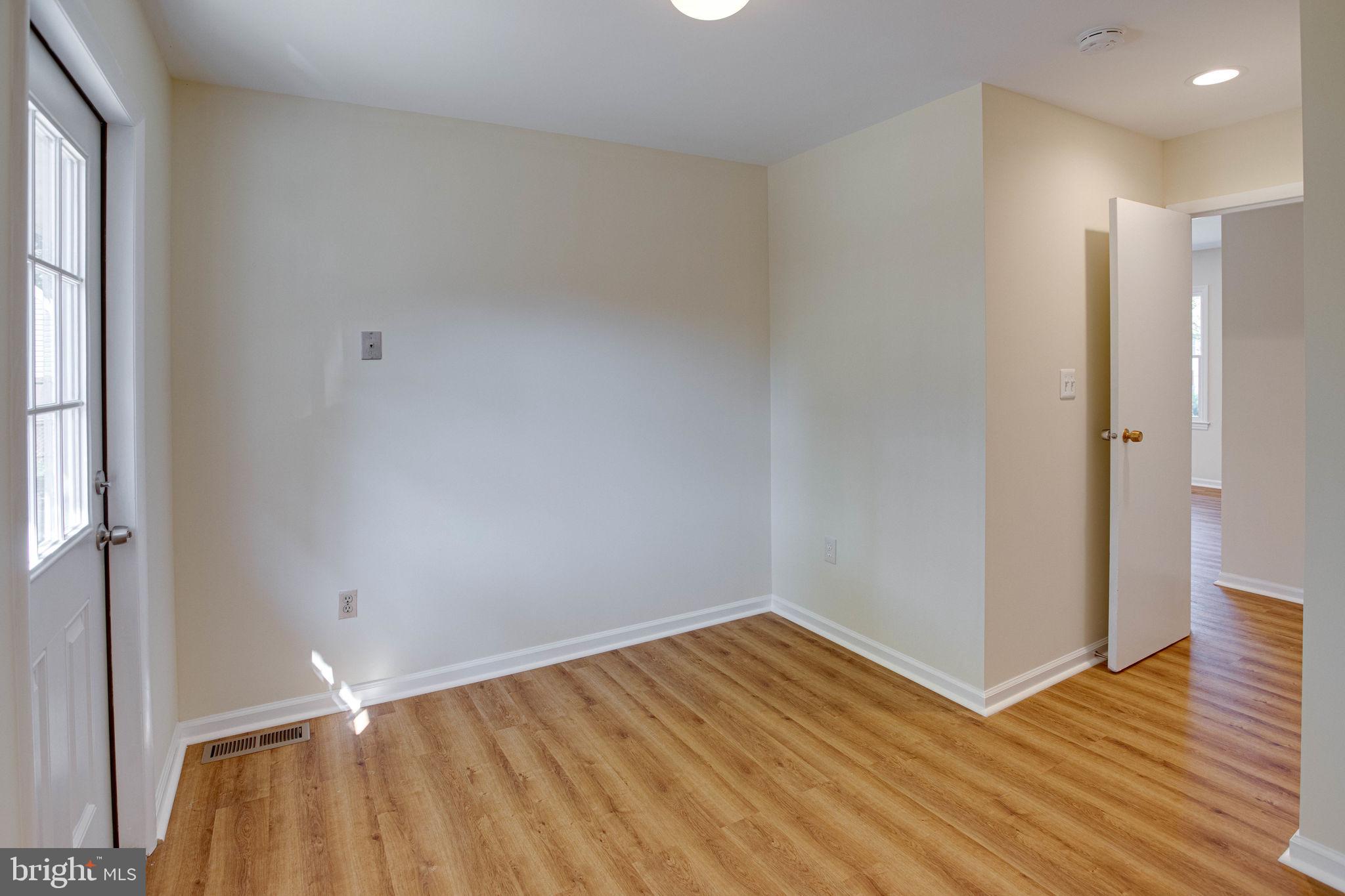 STERLING  PARK - Residential Lease