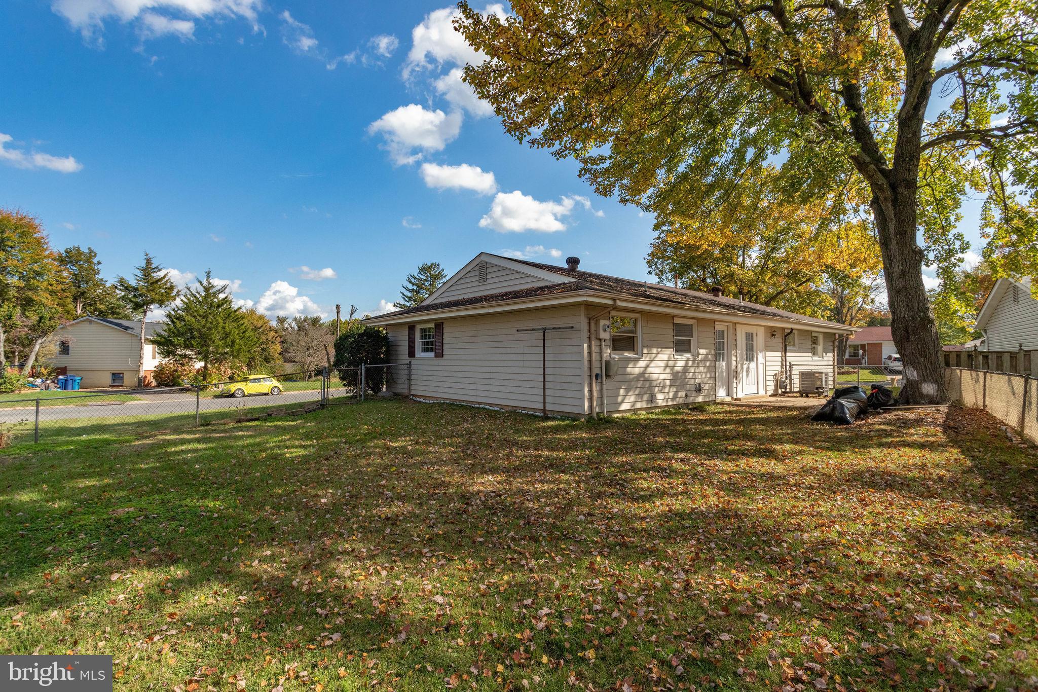 STERLING  PARK - Residential Lease