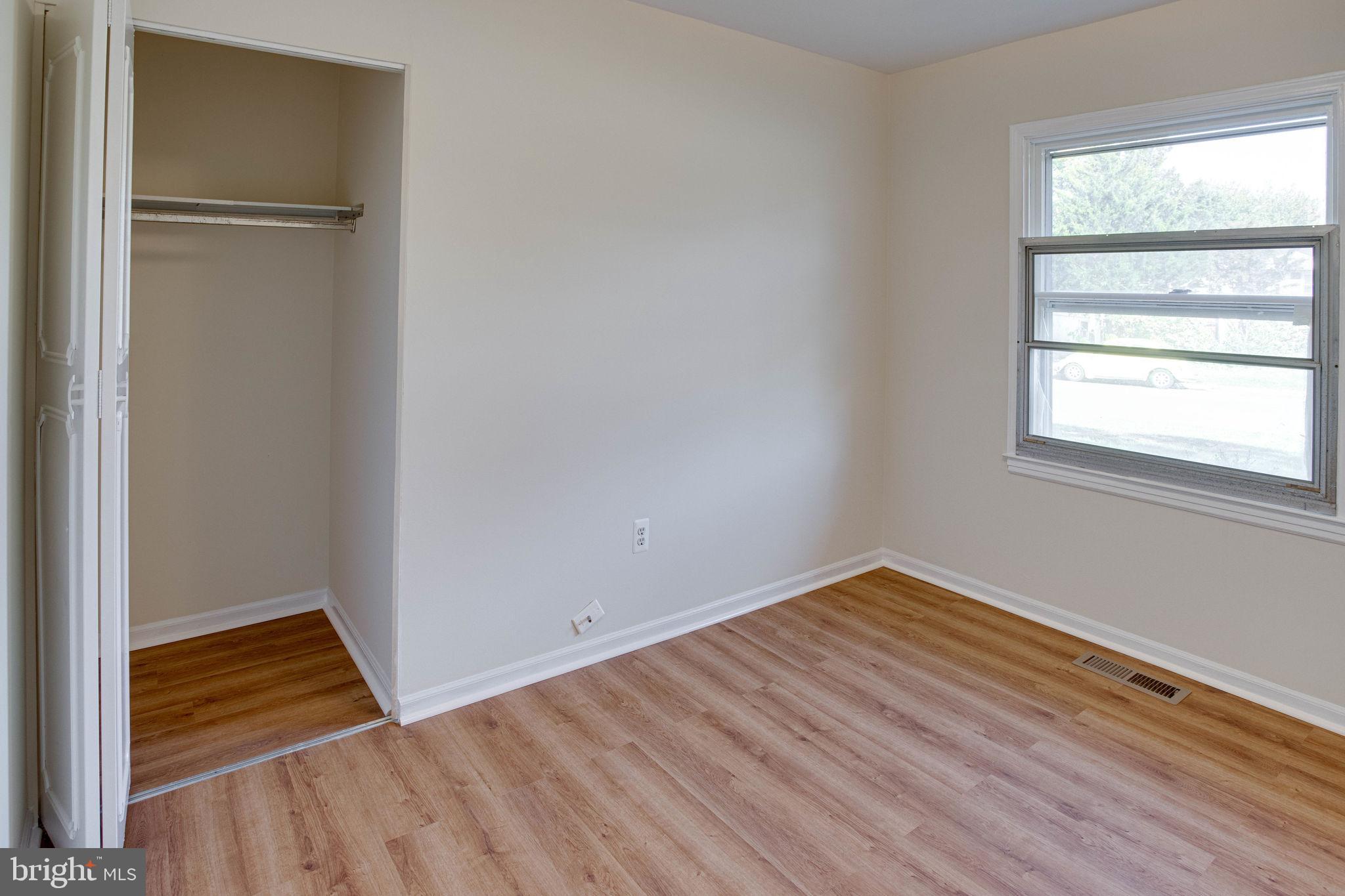 STERLING  PARK - Residential Lease