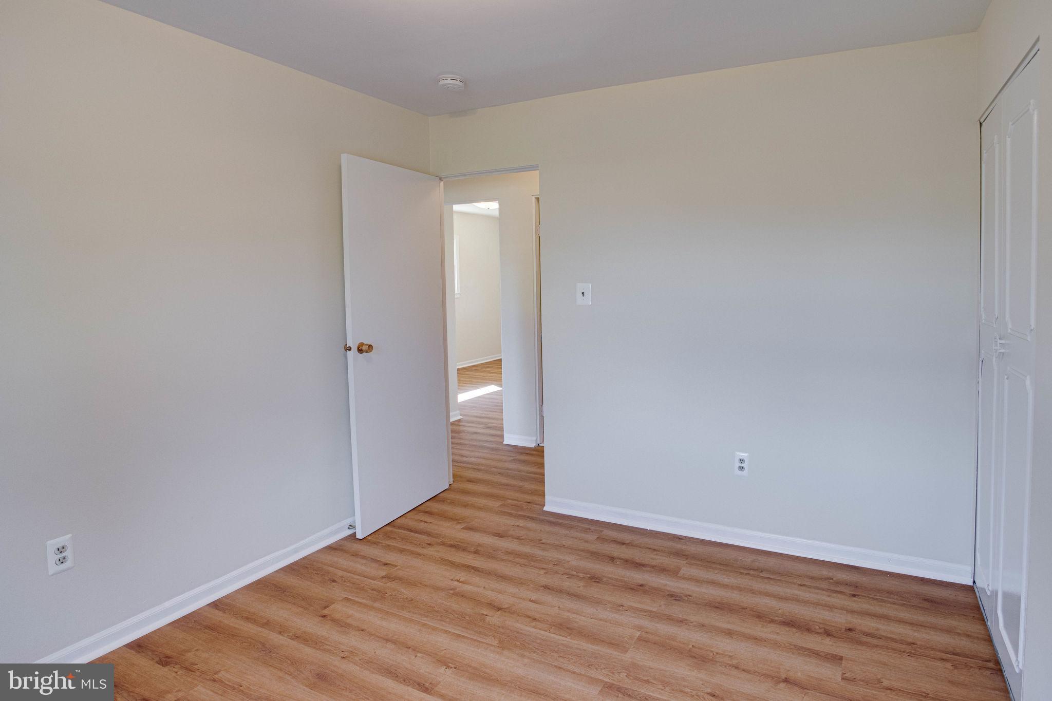 STERLING  PARK - Residential Lease