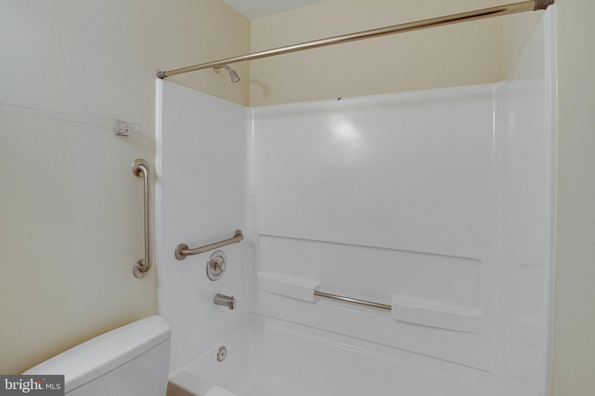 STERLING  PARK - Residential Lease