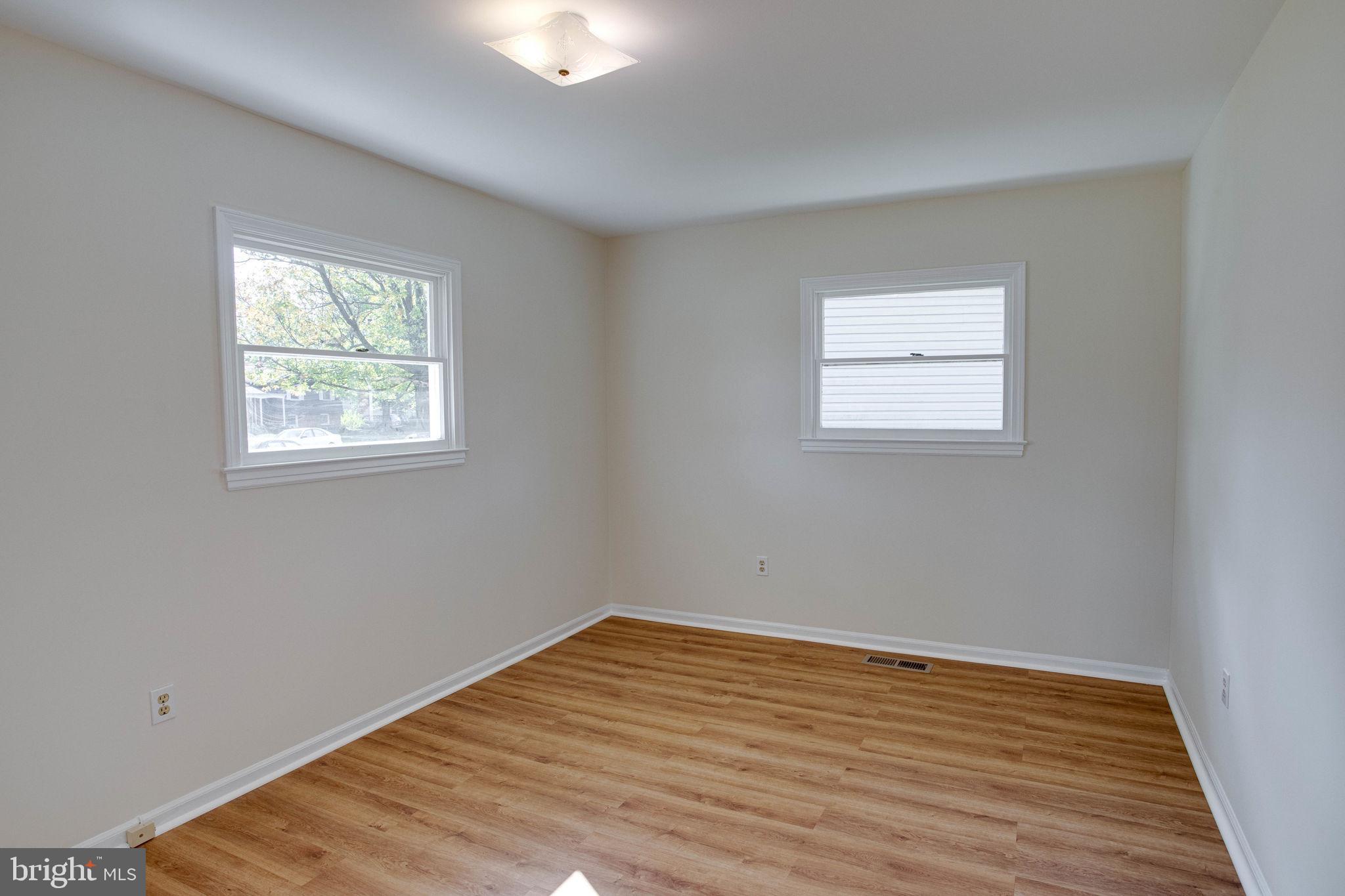 STERLING  PARK - Residential Lease