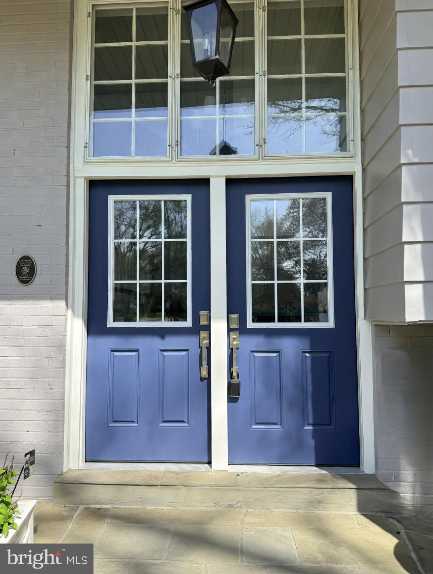 9201 CHERRYTREE DRIVE