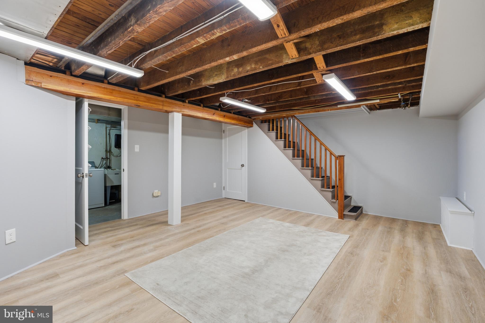 WOODMERE - Residential