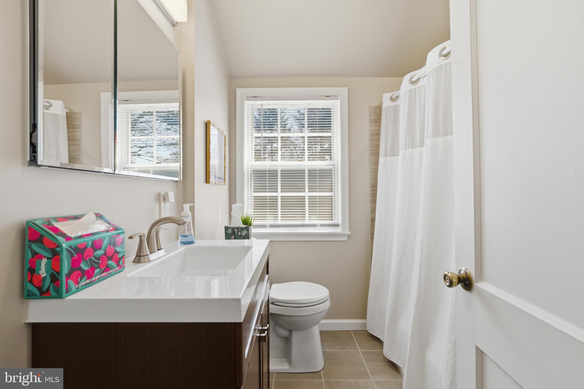 WOODMERE - Residential