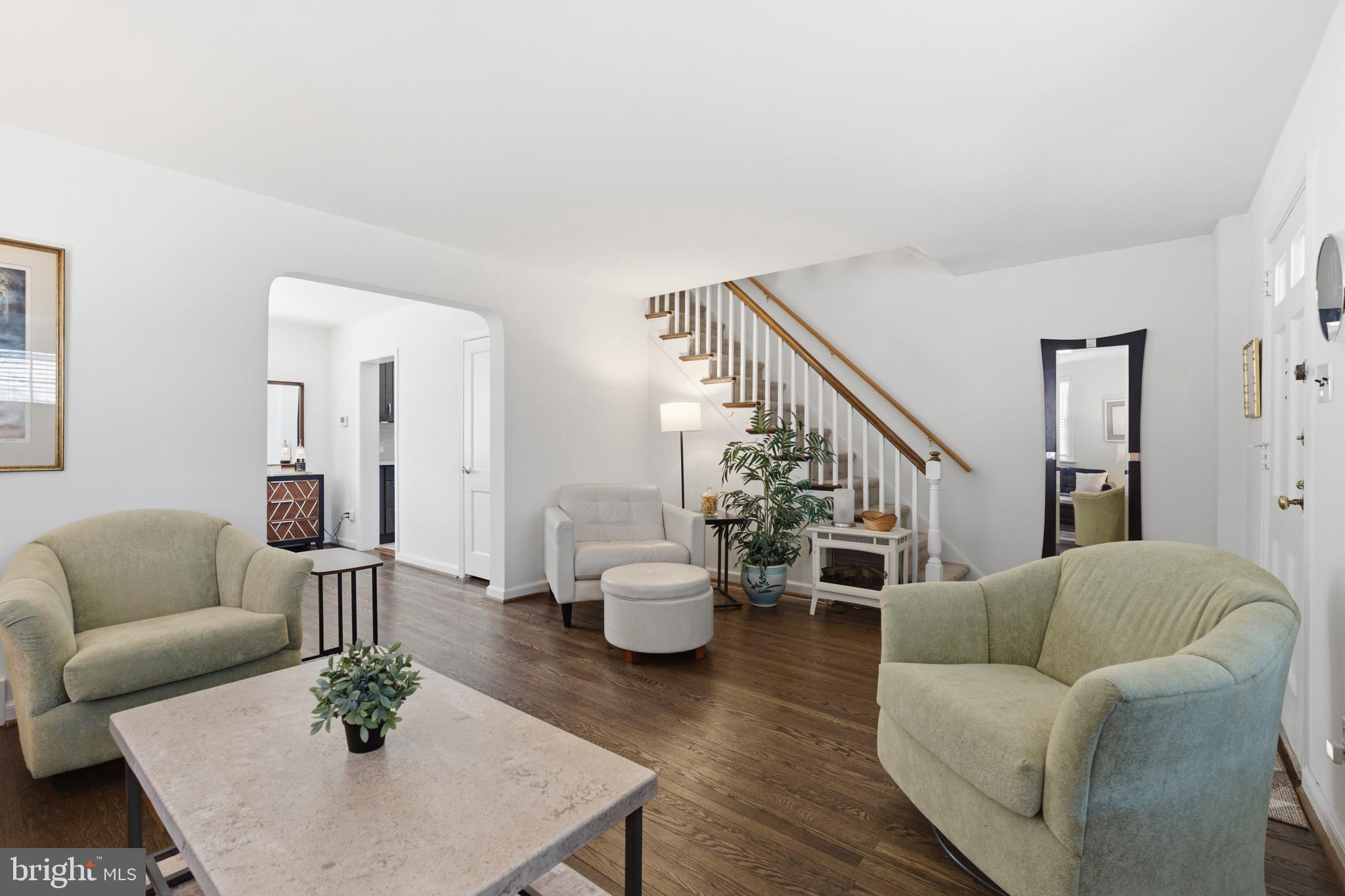 WOODMERE - Residential