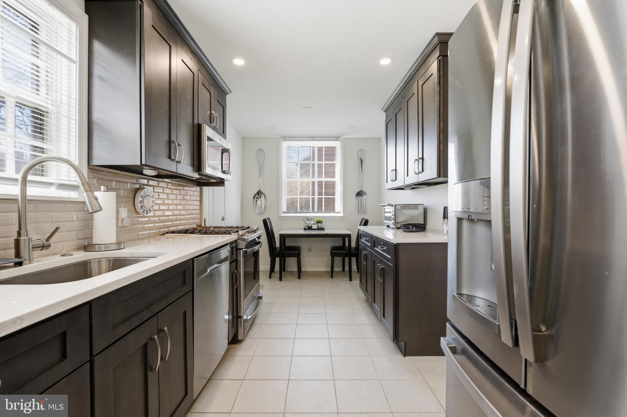 WOODMERE - Residential