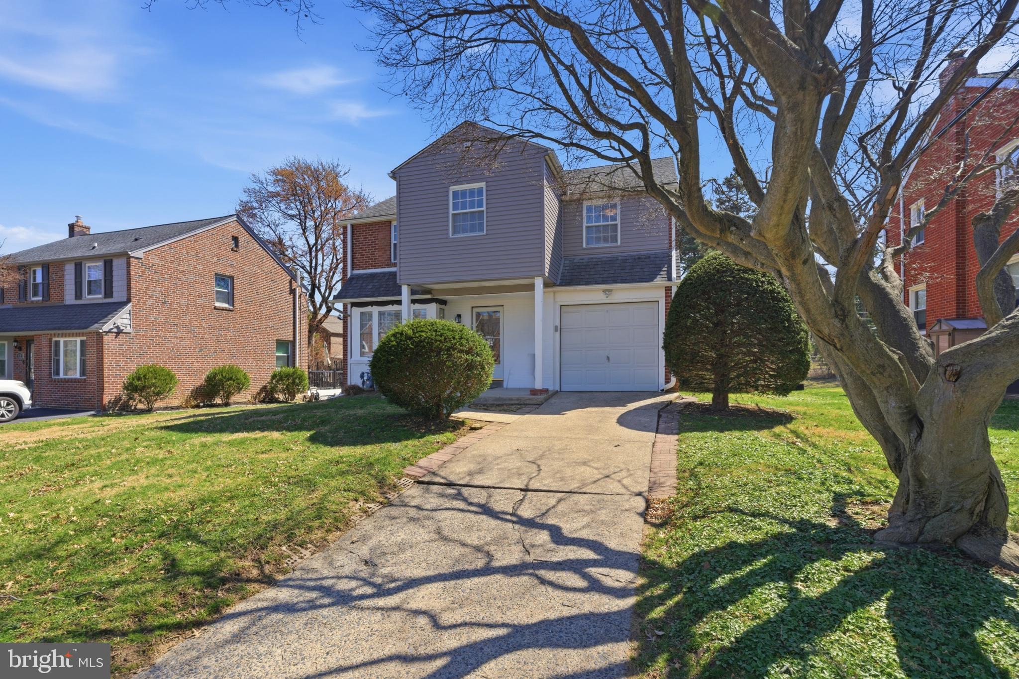 WOODMERE - Residential