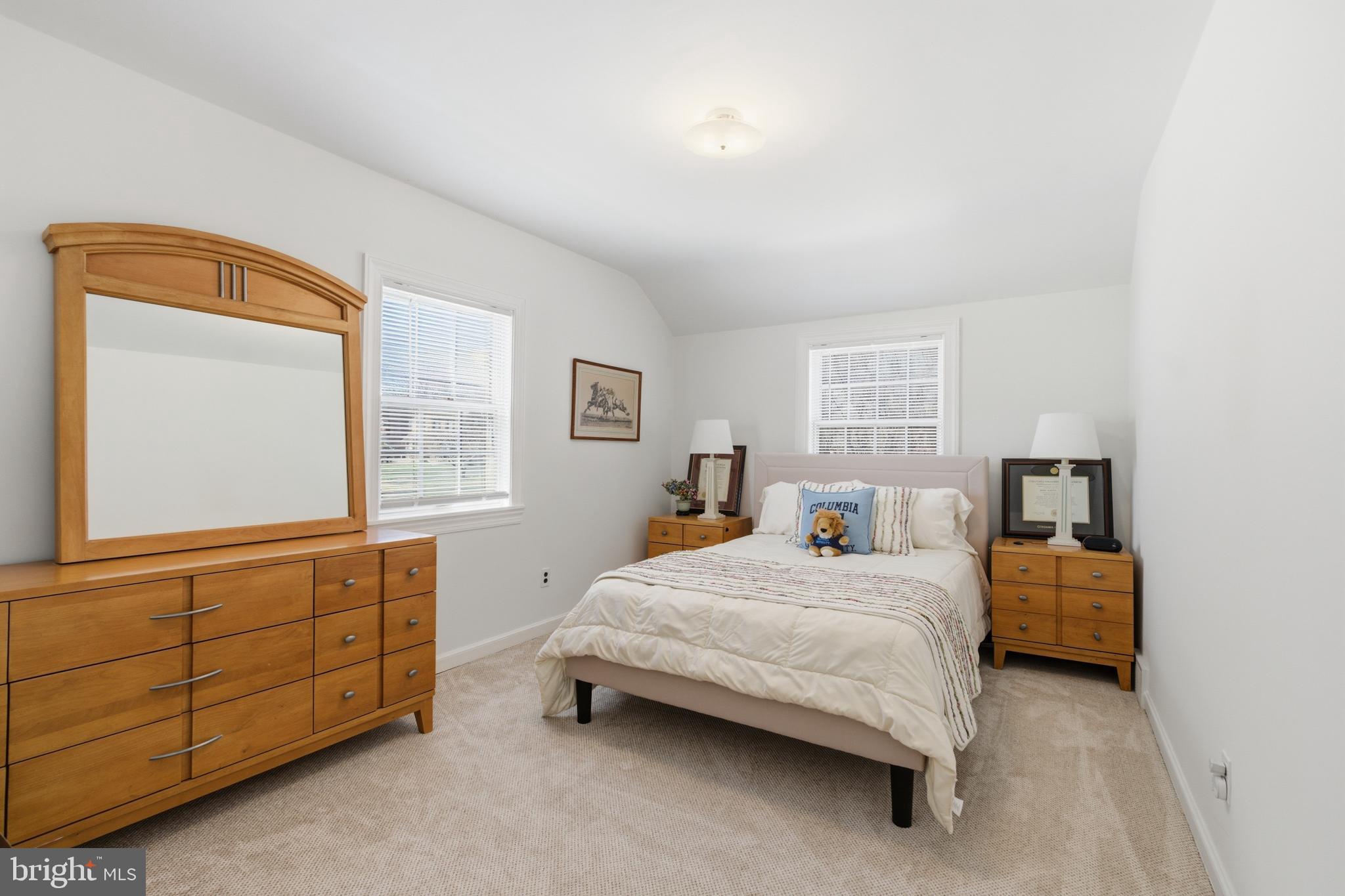 WOODMERE - Residential