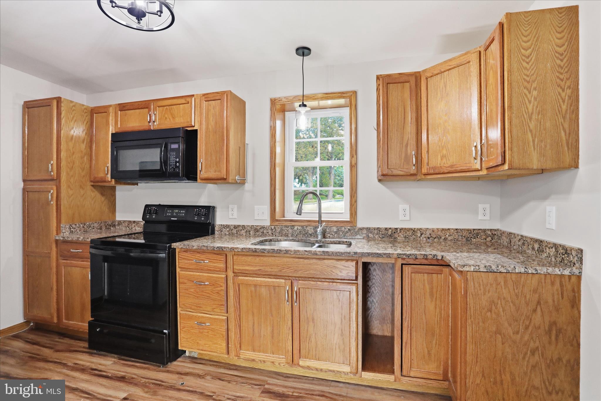 KEEDYSVILLE - Residential